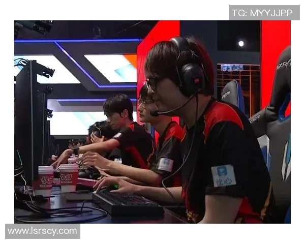 FPX中路突破分析:战术得失与团队协作的深度剖析 FPX中路突破分析:战术得失与团队协作的深度剖析