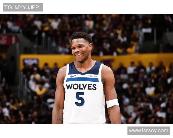 森林狼重整旗鼓迎接新赛季，球员表现与战术布局成为关键突破点