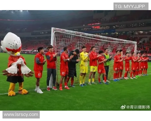利物浦与上海海港精彩对决直播全程回顾与赛后分析