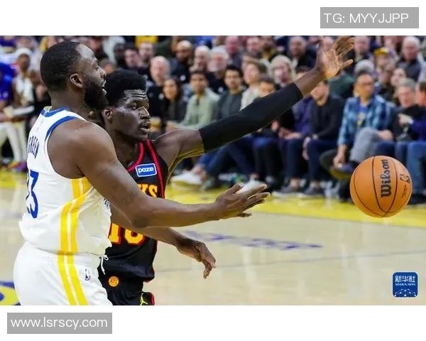 勇士与老鹰激战四节精彩回顾2018年12月4日NBA赛场巅峰对决