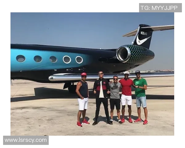 中国足球明星的奢华生活揭秘私人飞机背后的故事与梦想 中国足球明星的奢华生活揭秘私人飞机背后的故事与梦想